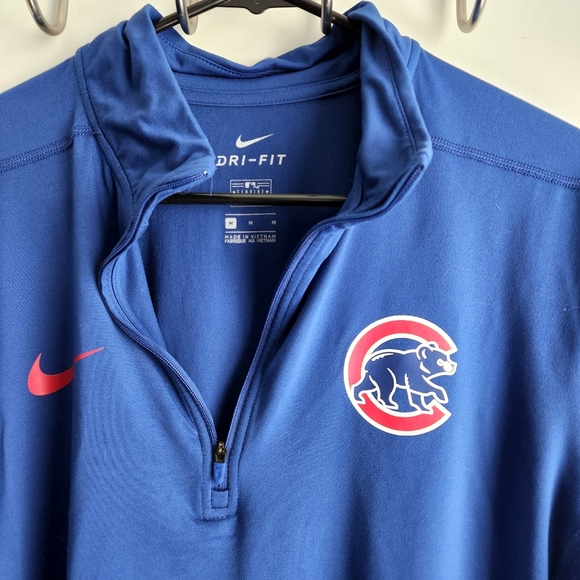 Men's Nike Cubs Pullover - Picture 2 of 3